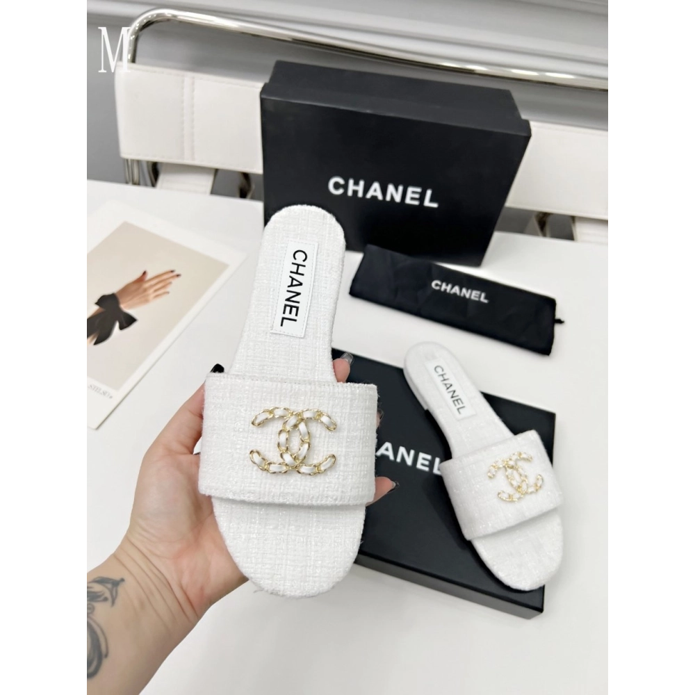 Chanel Slippers 113,Chanel Slippers,Slides Slippers,More Brands