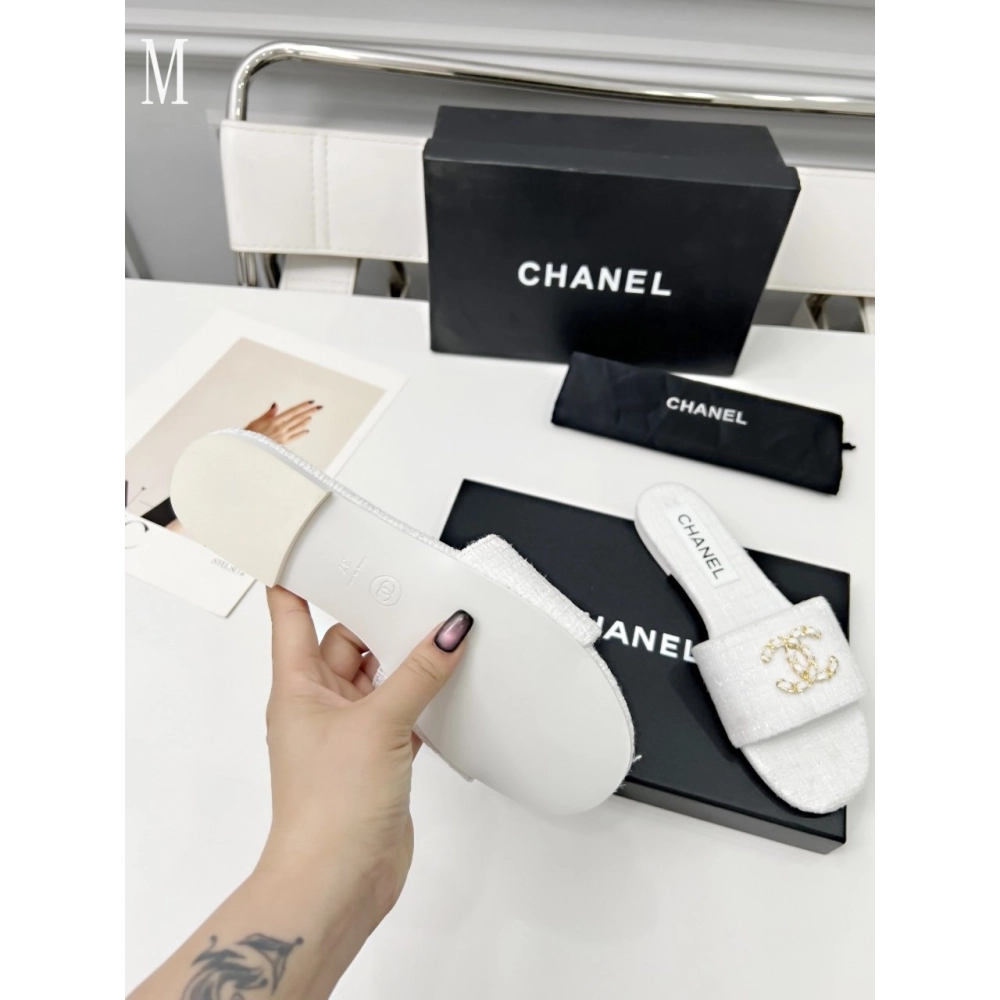 Chanel Slippers 113,Chanel Slippers,Slides Slippers,More Brands