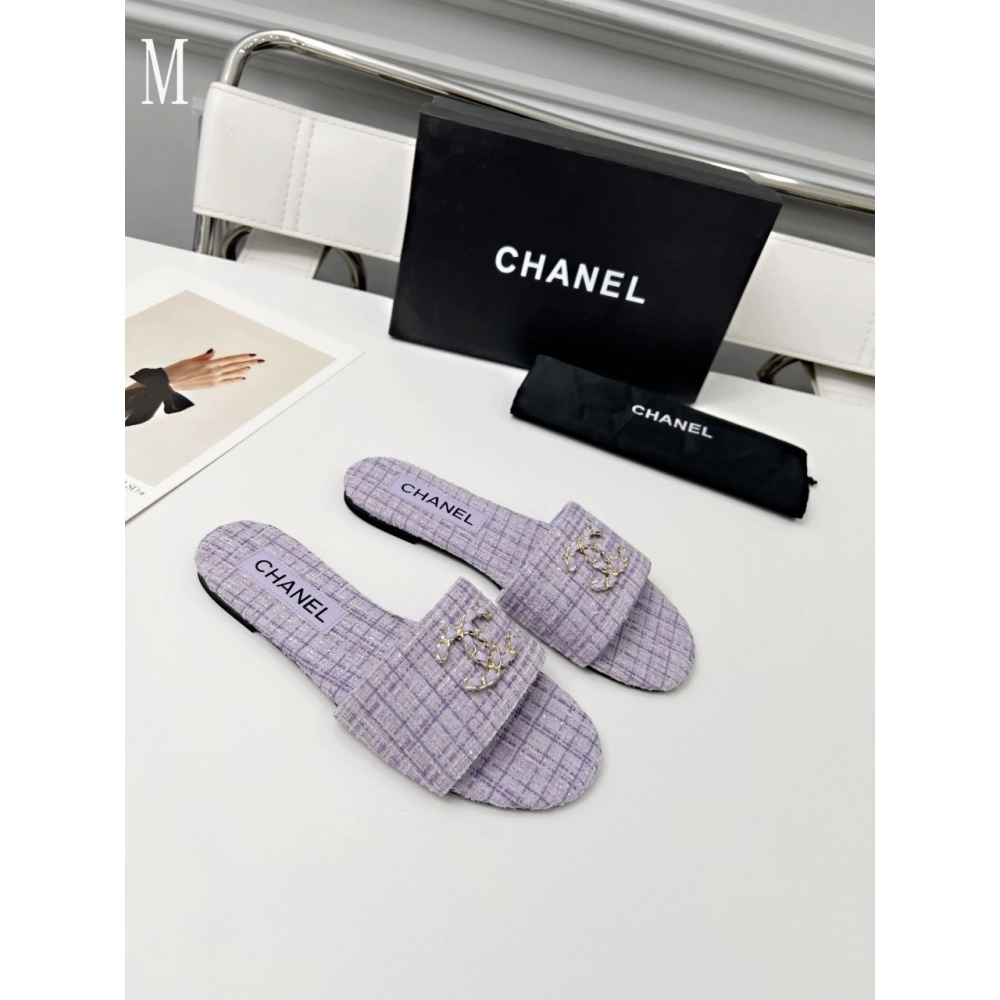 Chanel Slippers 114,Chanel Slippers,Slides Slippers,More Brands
