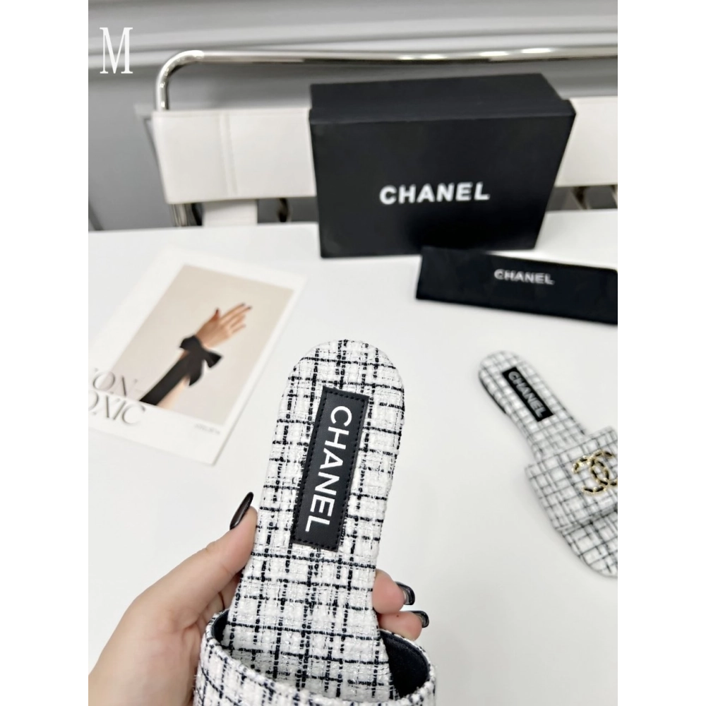 Chanel Slippers 116,Chanel Slippers,Slides Slippers,More Brands