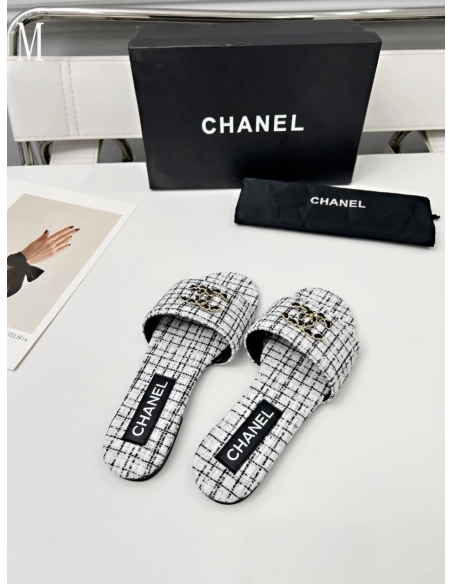 Chanel Slippers 116,Chanel Slippers,Slides Slippers,More Brands