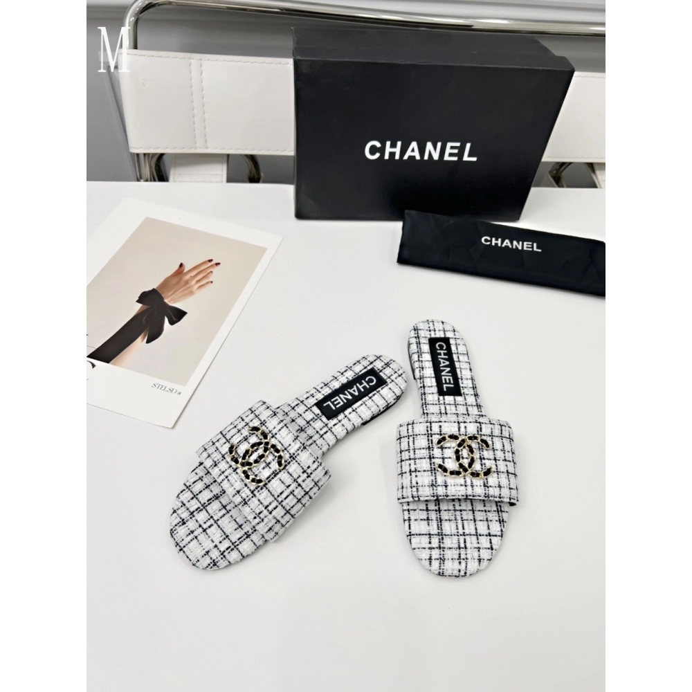 Chanel Slippers 116,Chanel Slippers,Slides Slippers,More Brands