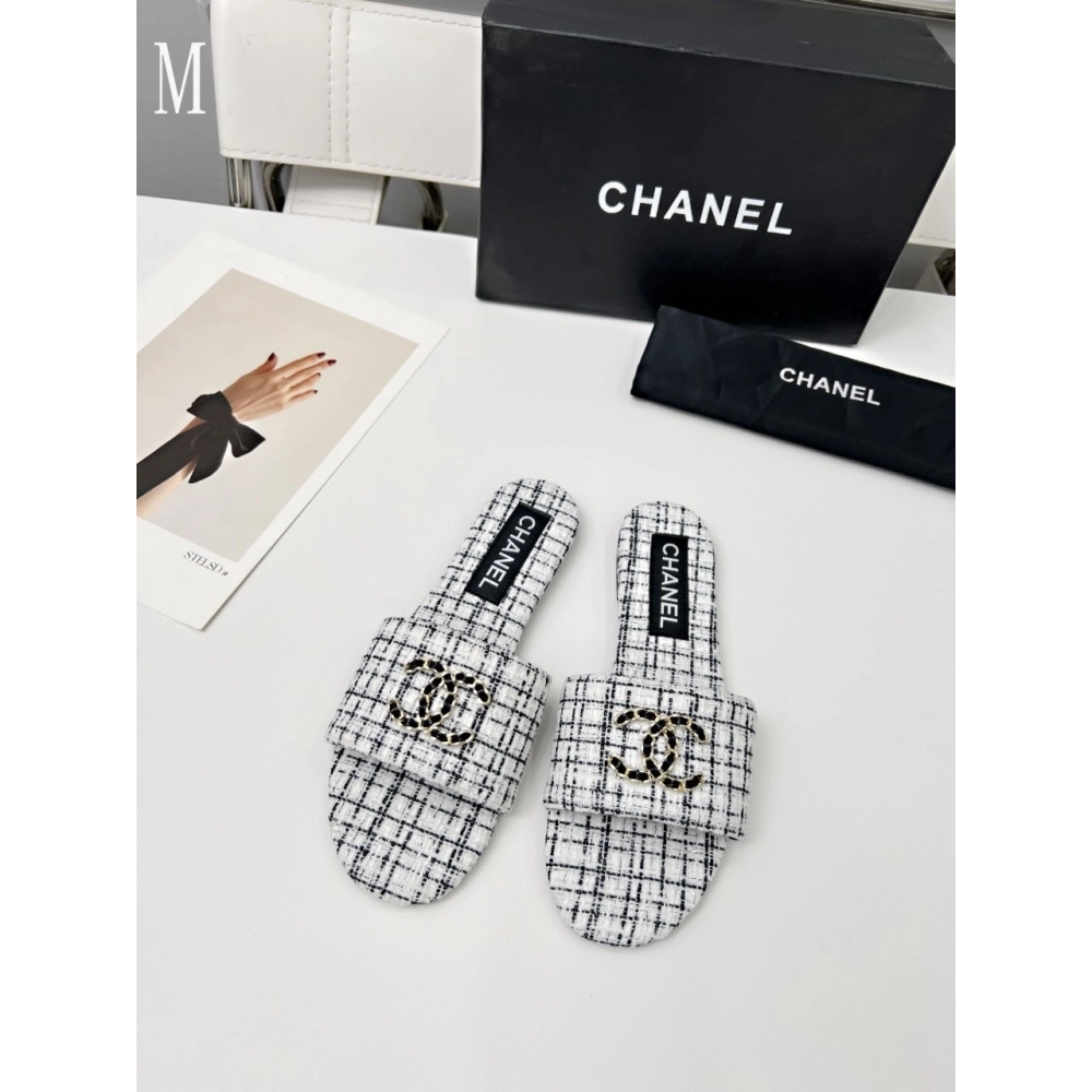 Chanel Slippers 116,Chanel Slippers,Slides Slippers,More Brands