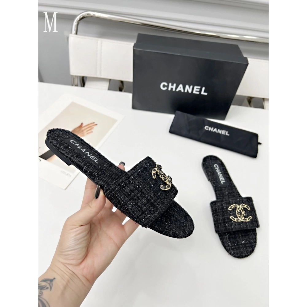 Chanel Slippers 117,Chanel Slippers,Slides Slippers,More Brands