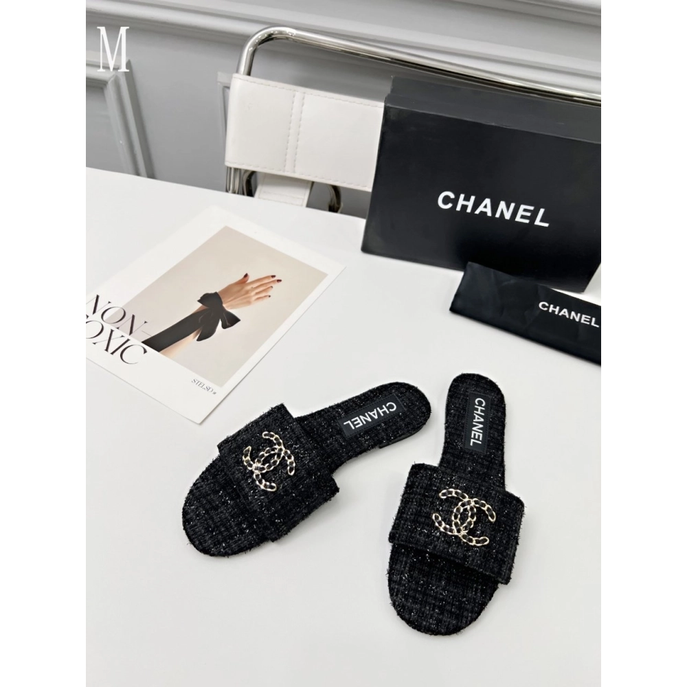 Chanel Slippers 117,Chanel Slippers,Slides Slippers,More Brands