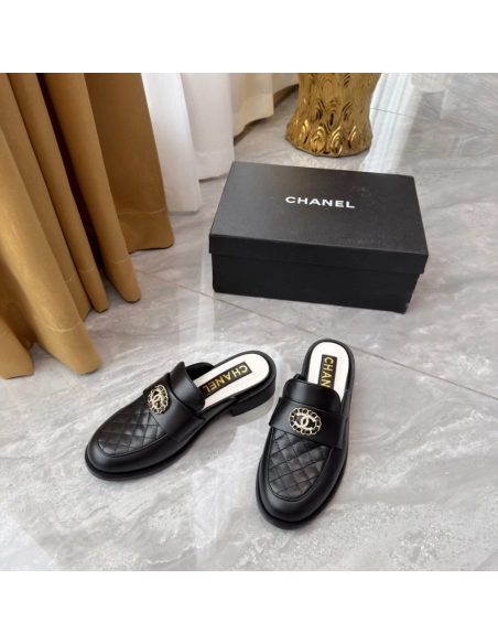 Chanel Slippers 124,Chanel Slippers,Slides Slippers,More Brands