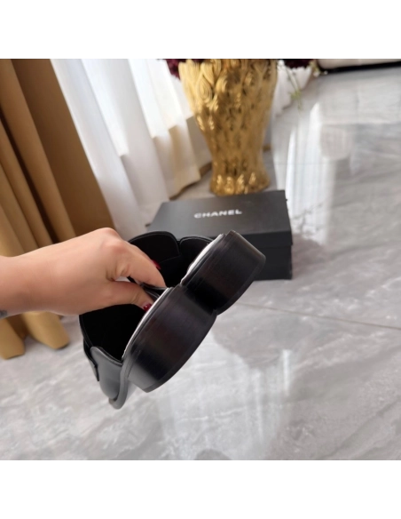 Chanel Slippers 124,Chanel Slippers,Slides Slippers,More Brands
