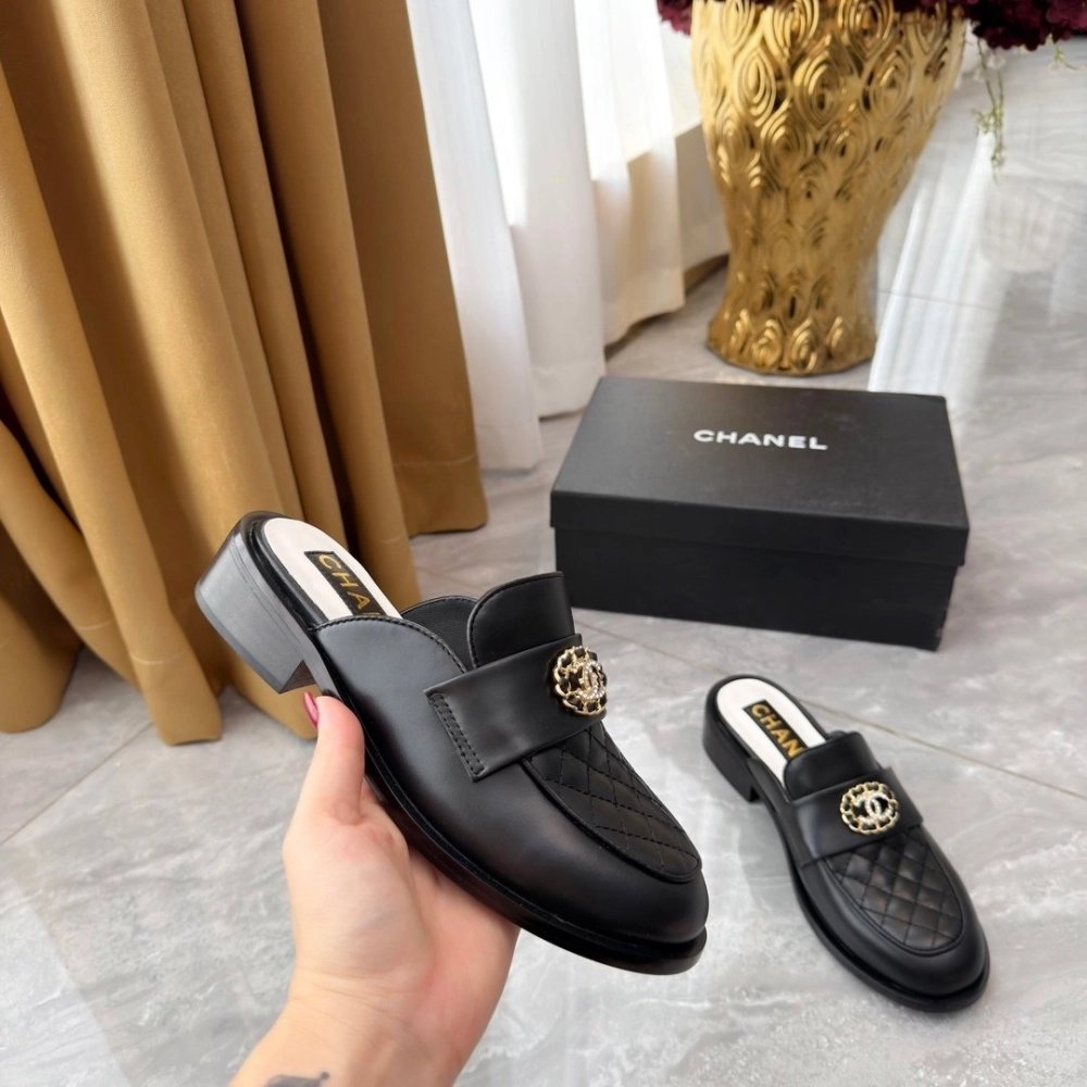 Chanel Slippers 124,Chanel Slippers,Slides Slippers,More Brands