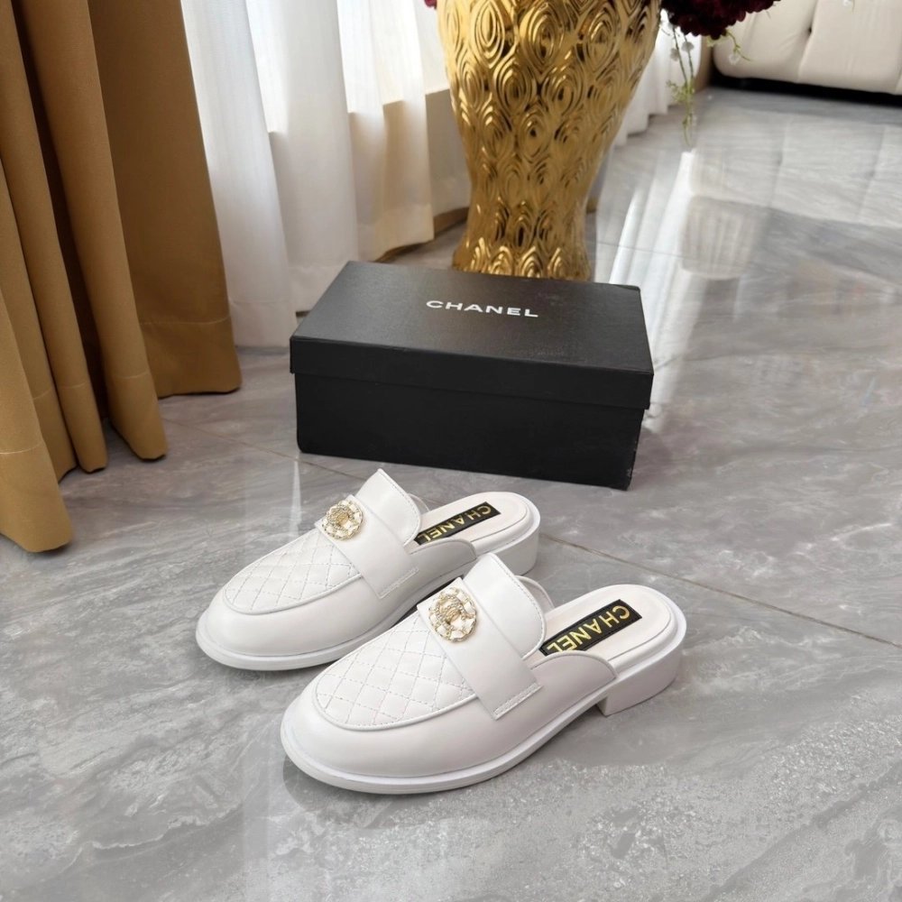 Chanel Slippers 125,Chanel Slippers,Slides Slippers,More Brands