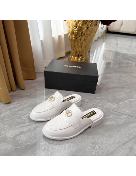 Chanel Slippers 125,Chanel Slippers,Slides Slippers,More Brands