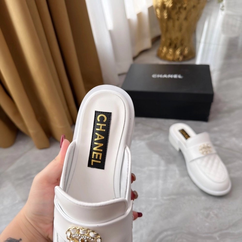 Chanel Slippers 125,Chanel Slippers,Slides Slippers,More Brands