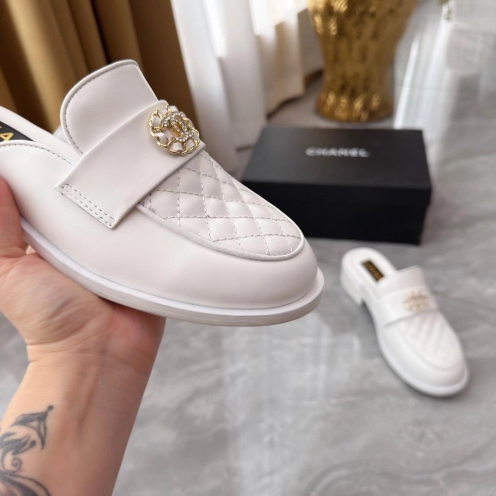 Chanel Slippers 125,Chanel Slippers,Slides Slippers,More Brands