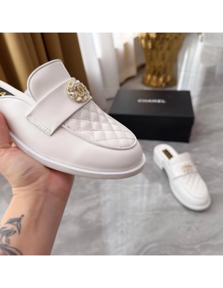 Chanel Slippers 125,Chanel Slippers,Slides Slippers,More Brands
