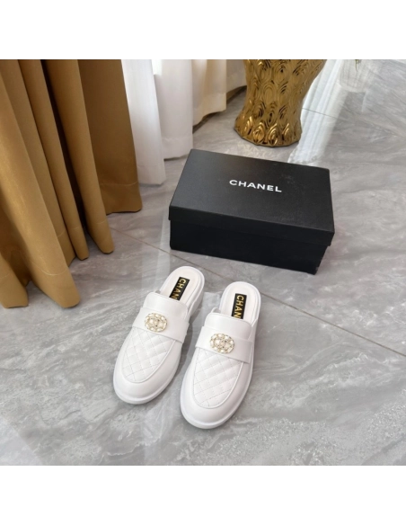 Chanel Slippers 125,Chanel Slippers,Slides Slippers,More Brands