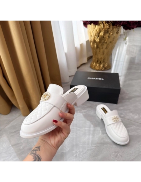 Chanel Slippers 125,Chanel Slippers,Slides Slippers,More Brands