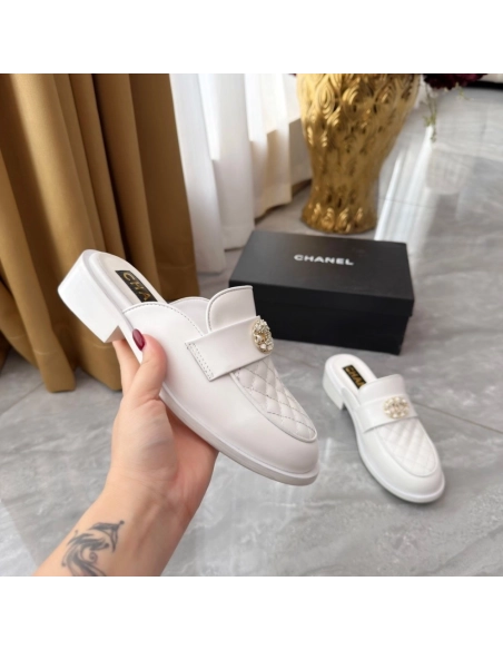 Chanel Slippers 125,Chanel Slippers,Slides Slippers,More Brands