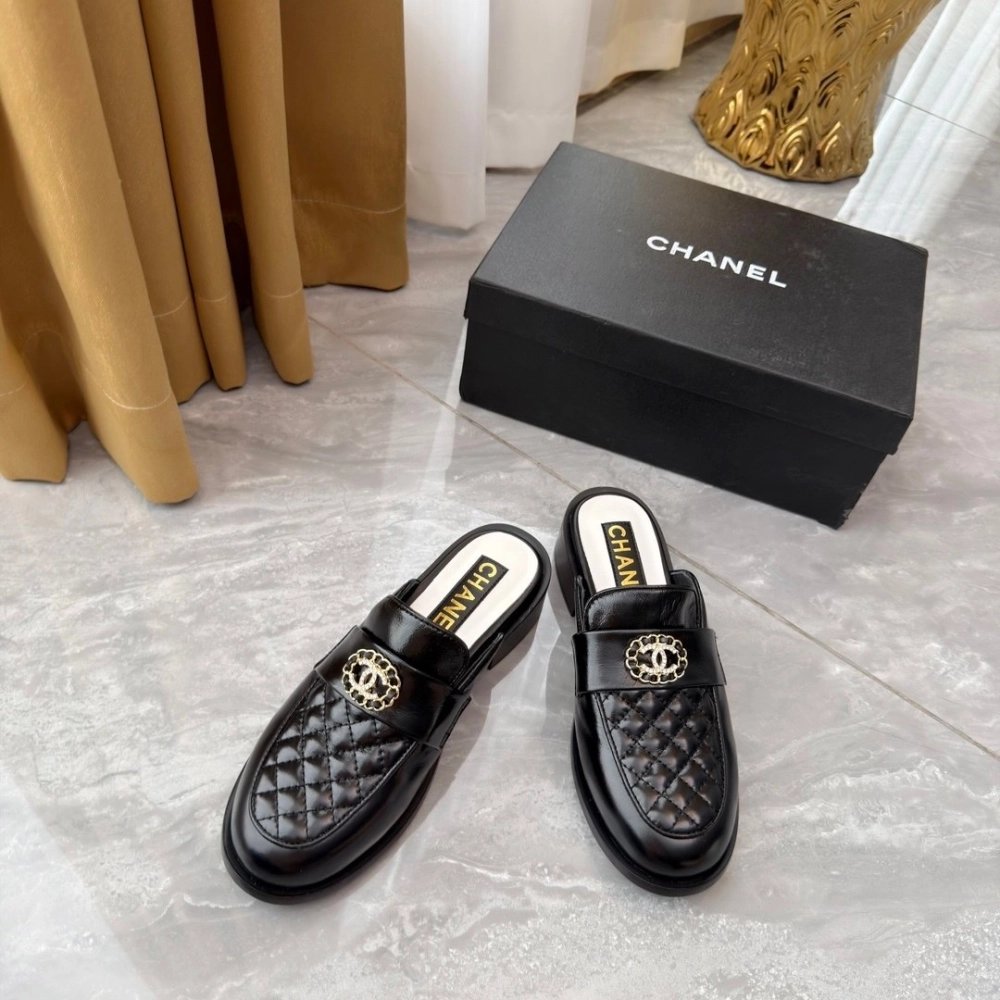 Chanel Slippers 127,Chanel Slippers,Slides Slippers,More Brands