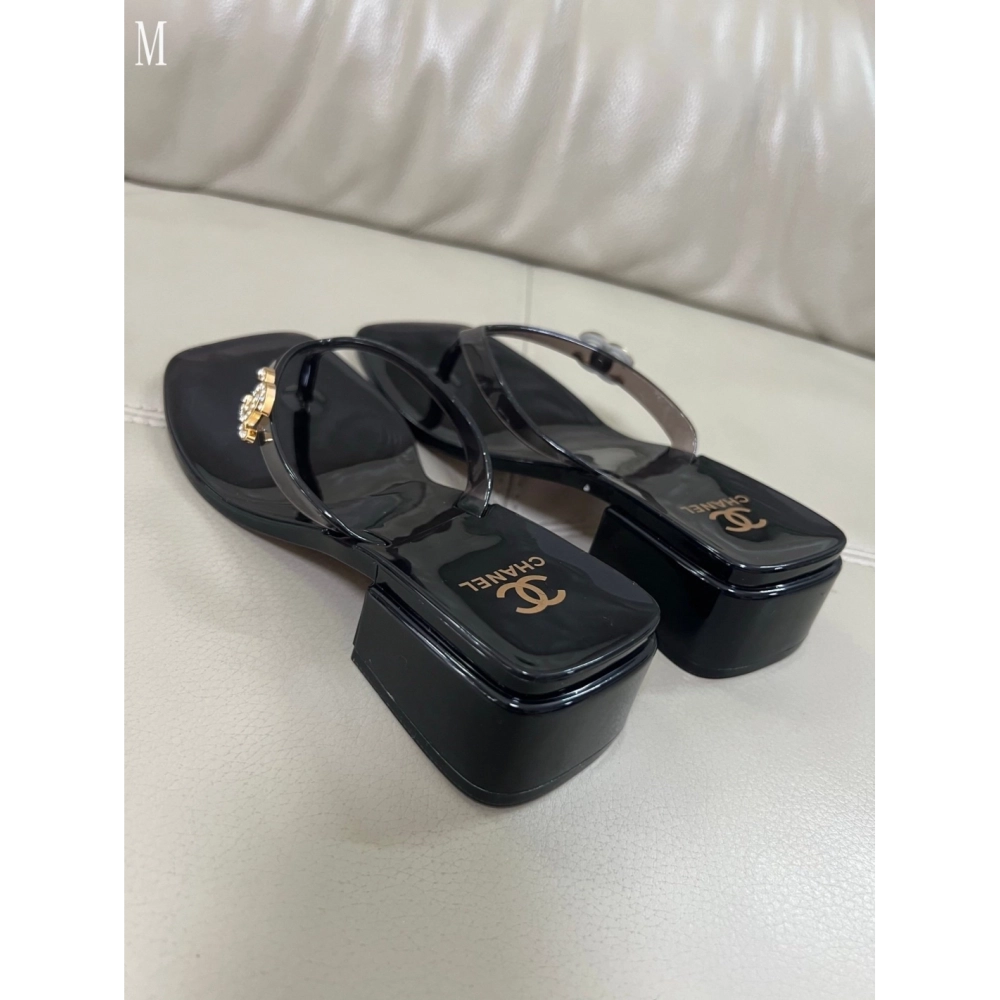 Chanel Slippers 160,Chanel Slippers,Slides Slippers,More Brands