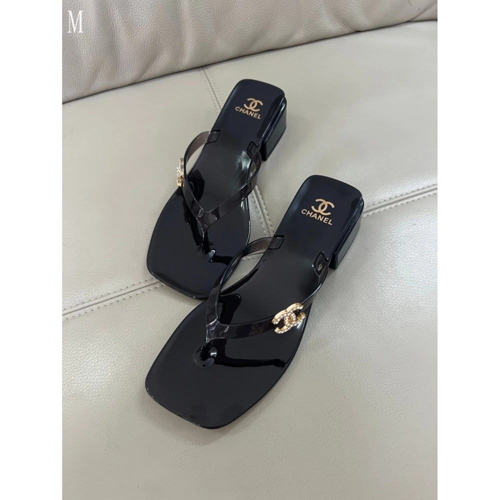 Chanel Slippers 160,Chanel Slippers,Slides Slippers,More Brands