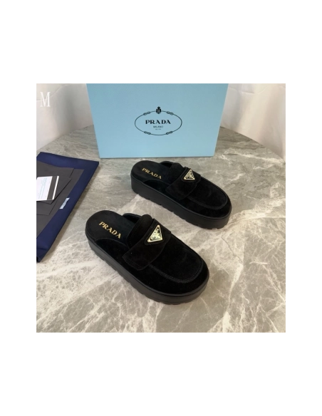 Prada Slippers 093