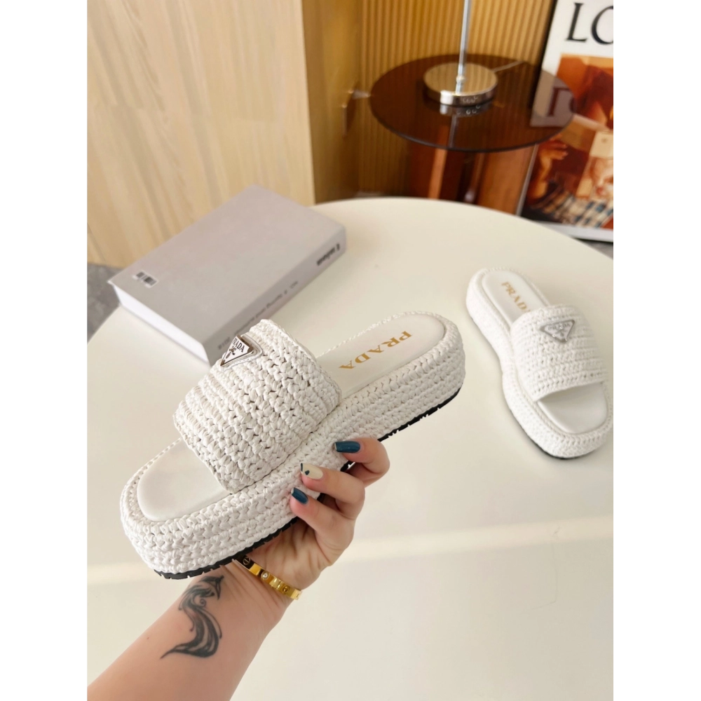 Prada Slippers 001