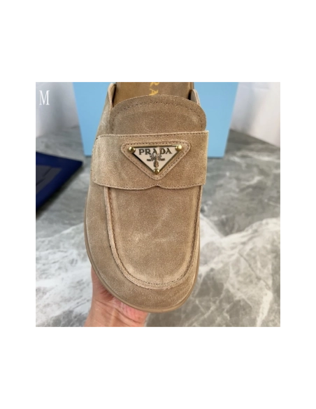 Prada Slippers 095
