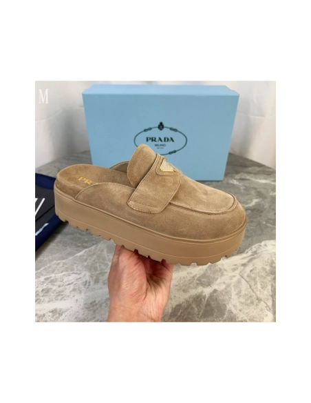 Prada Slippers 095