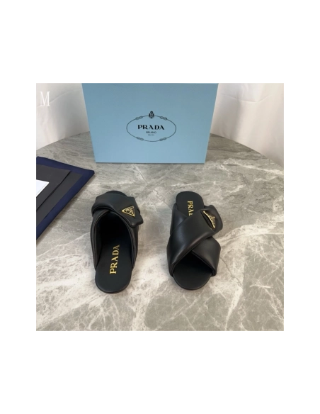 Prada Slippers 100