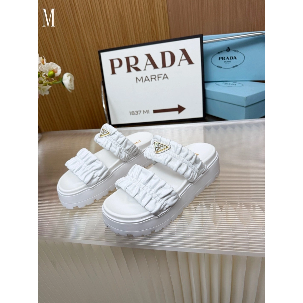 Prada Slippers 142