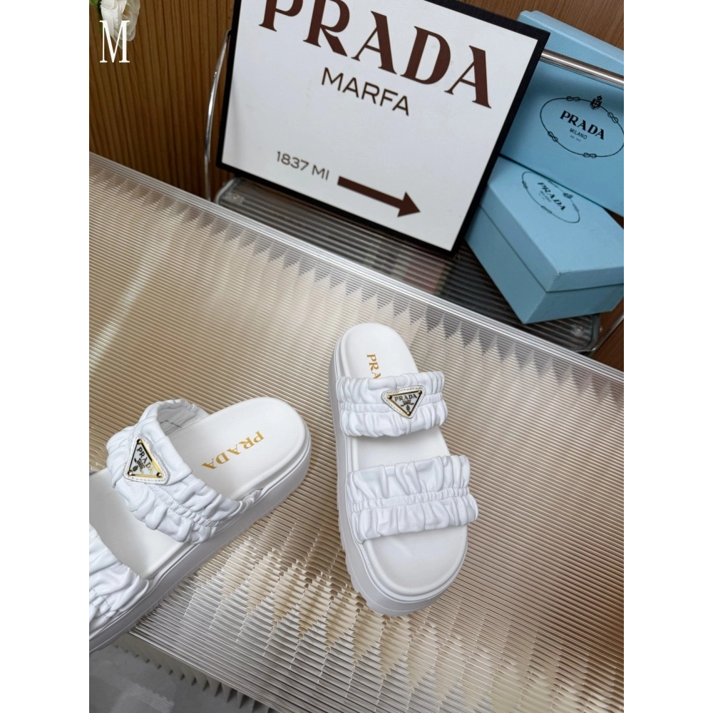 Prada Slippers 142