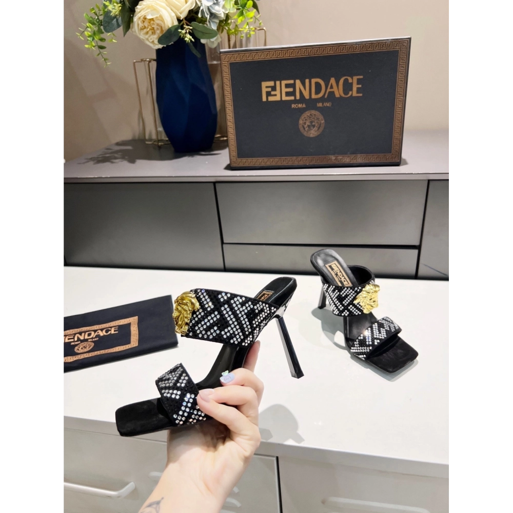 Versace slippers 064,Versace Slides,Slides Slippers,More Brands