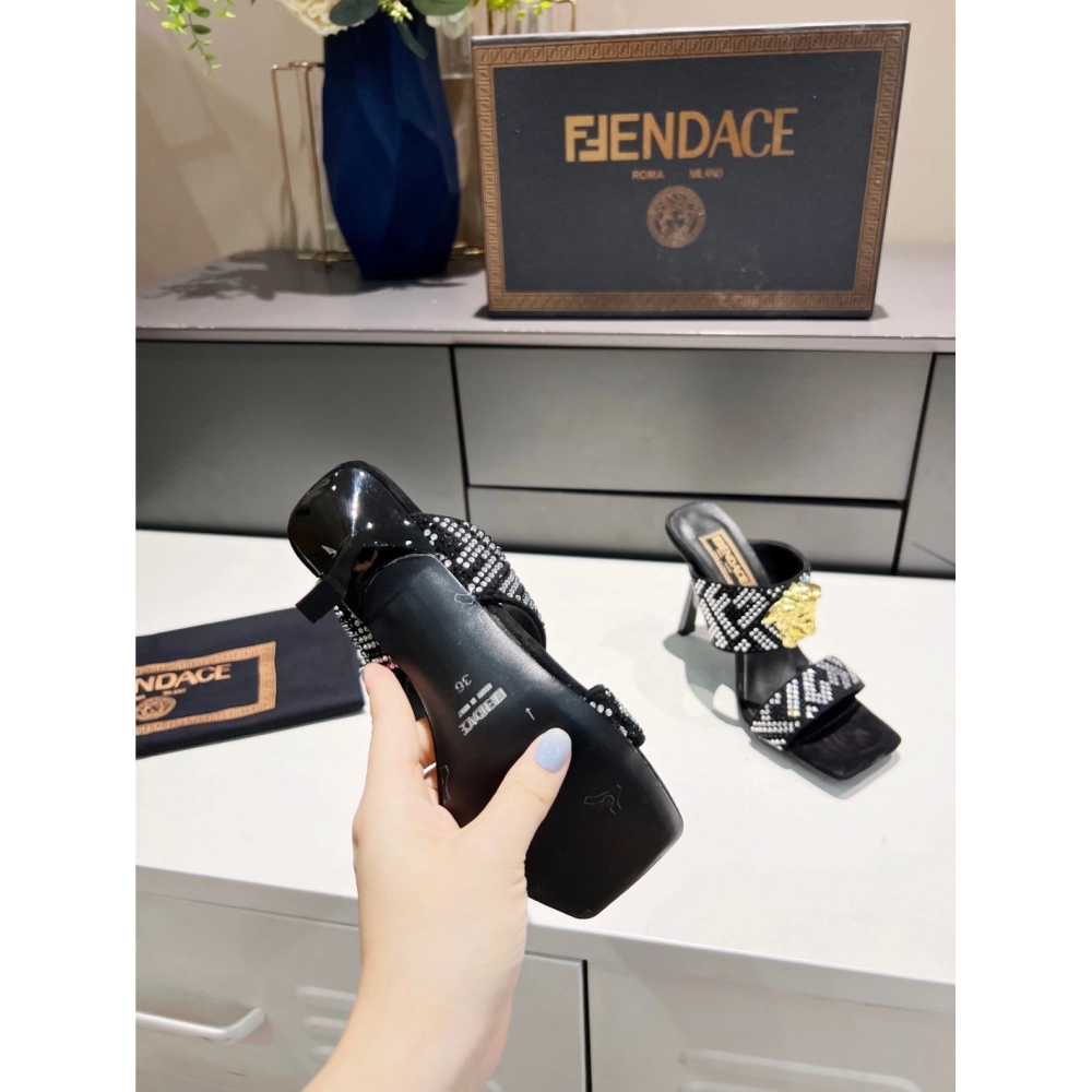 Versace slippers 064,Versace Slides,Slides Slippers,More Brands