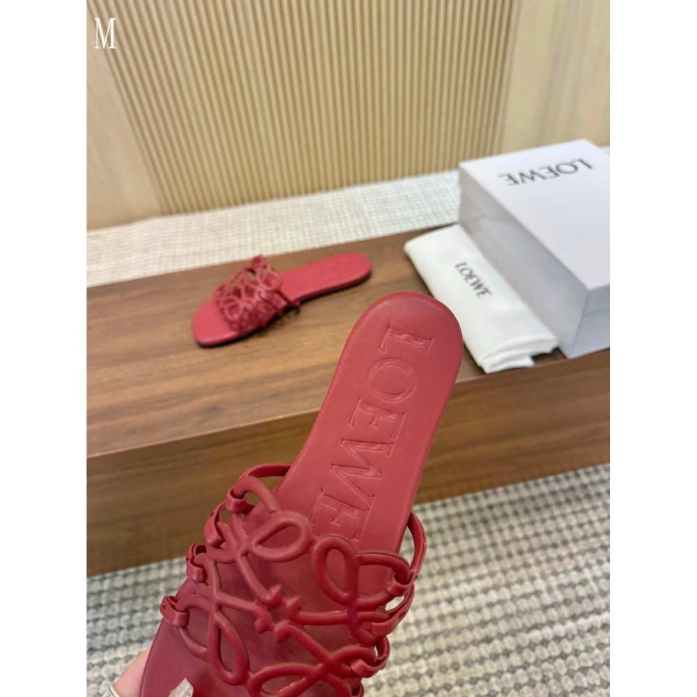 LOEWE Slippers 051,Loewe Slippers,Slides Slippers,More Brands