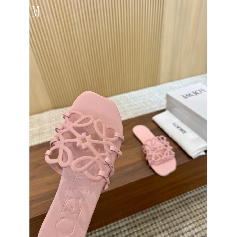 LOEWE Slippers 052,Loewe Slippers,Slides Slippers,More Brands