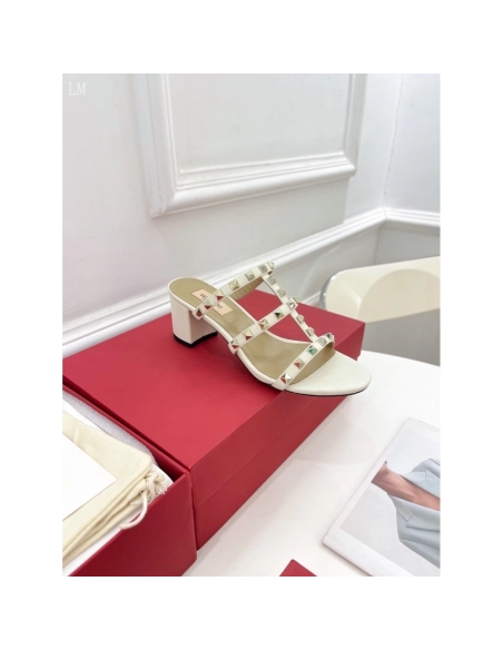 Valentino slippers 040,Valentino Slippers,Slides Slippers,More Brands