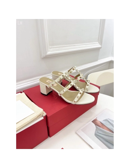 Valentino slippers 040,Valentino Slippers,Slides Slippers,More Brands