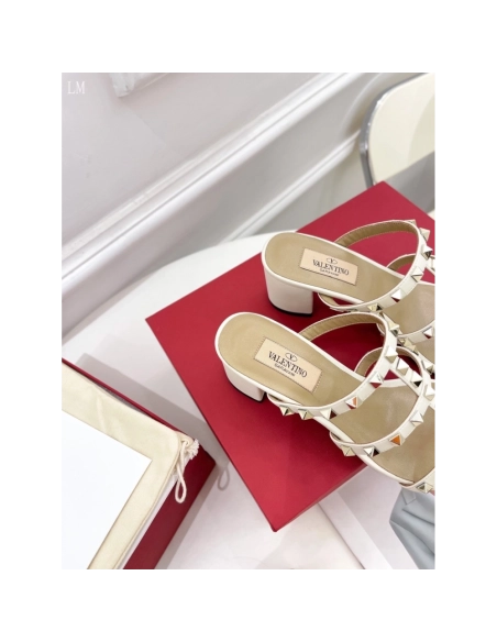Valentino slippers 040,Valentino Slippers,Slides Slippers,More Brands