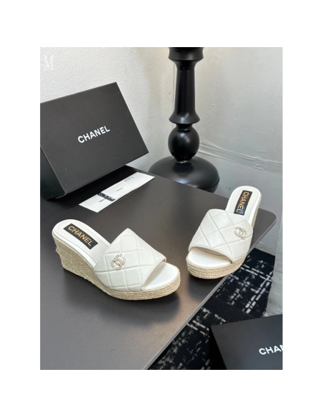 Chanel Slippers 042,Chanel Slippers,Slides Slippers,More Brands