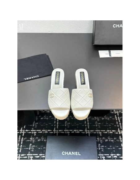 Chanel Slippers 042,Chanel Slippers,Slides Slippers,More Brands