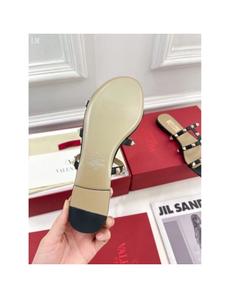 Valentino slippers 046,Valentino Slippers,Slides Slippers,More Brands