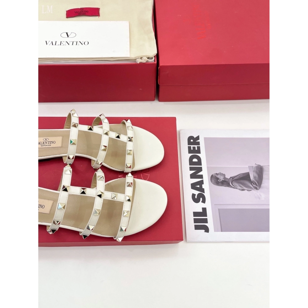 Valentino slippers 047,Valentino Slippers,Slides Slippers,More Brands