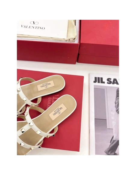 Valentino slippers 047,Valentino Slippers,Slides Slippers,More Brands