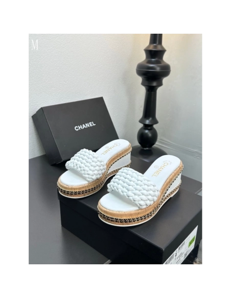 Chanel Slippers 045,Chanel Slippers,Slides Slippers,More Brands