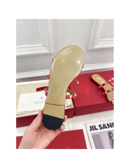 Valentino slippers 048,Valentino Slippers,Slides Slippers,More Brands