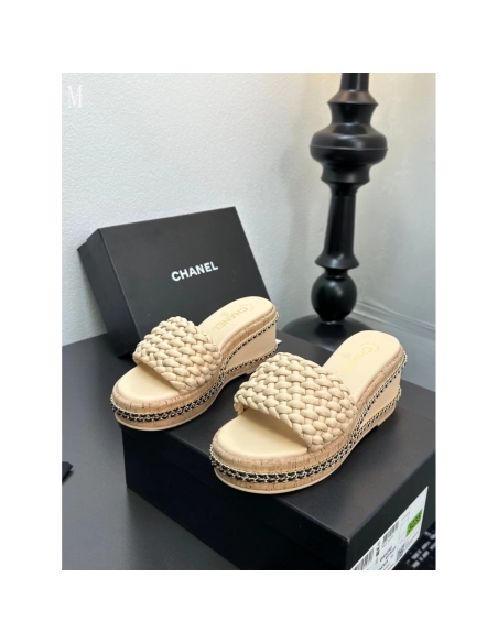 Chanel Slippers 046,Chanel Slippers,Slides Slippers,More Brands