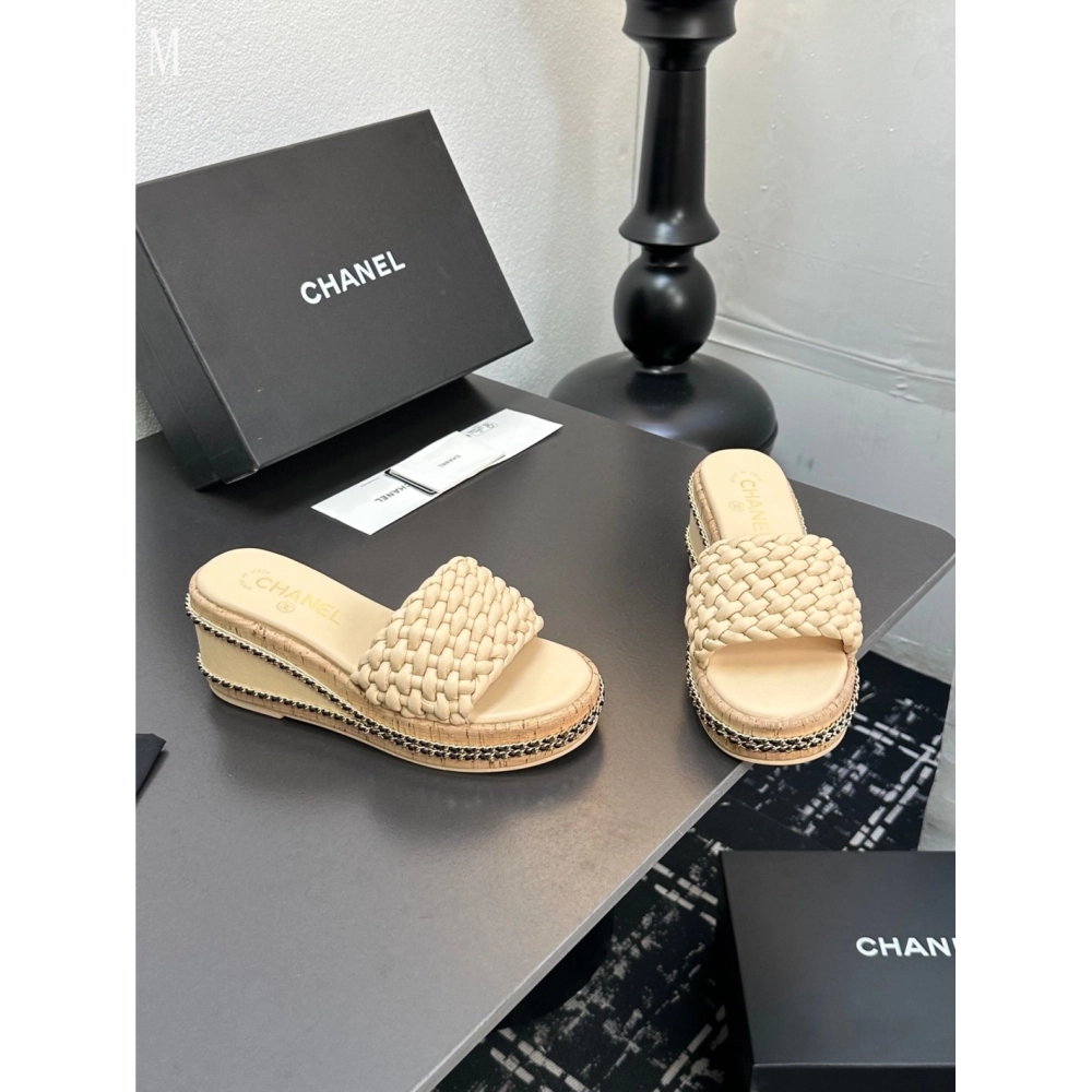 Chanel Slippers 046,Chanel Slippers,Slides Slippers,More Brands