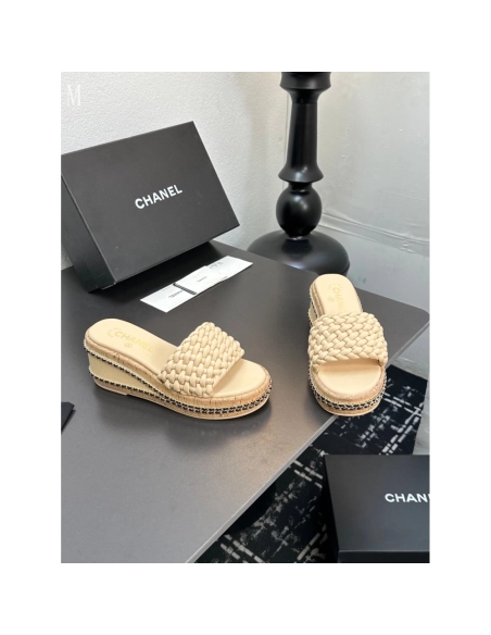 Chanel Slippers 046,Chanel Slippers,Slides Slippers,More Brands