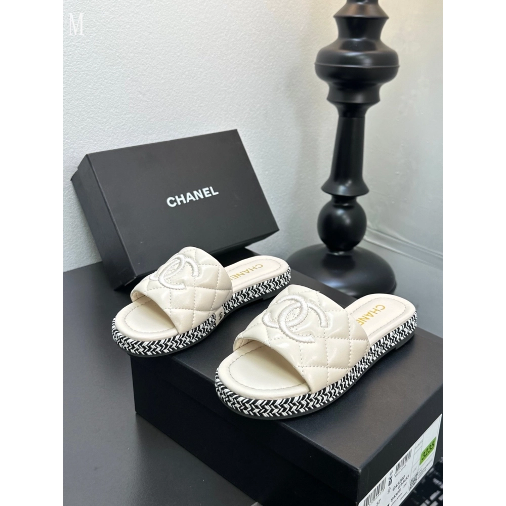 Chanel Slippers 050,Chanel Slippers,Slides Slippers,More Brands