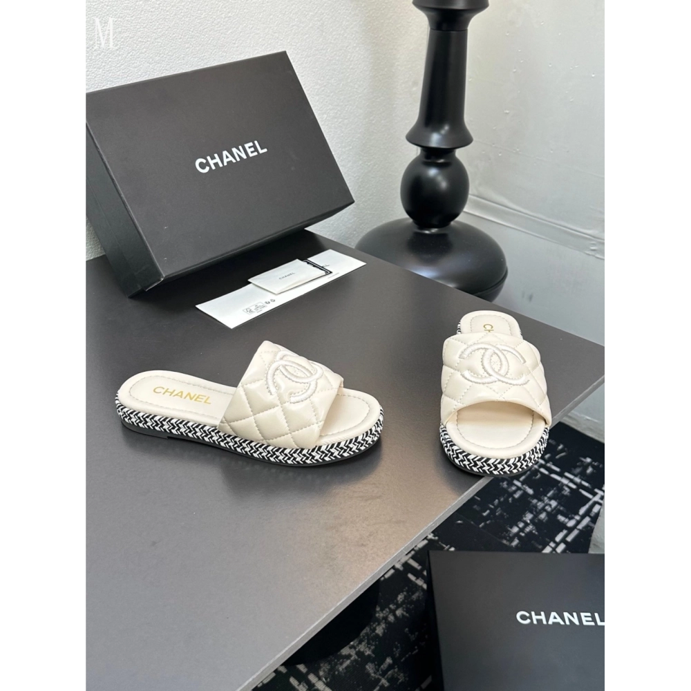 Chanel Slippers 050,Chanel Slippers,Slides Slippers,More Brands