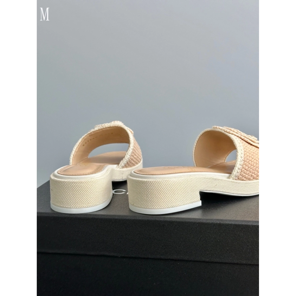 Chanel Slippers 118,Chanel Slippers,Slides Slippers,More Brands